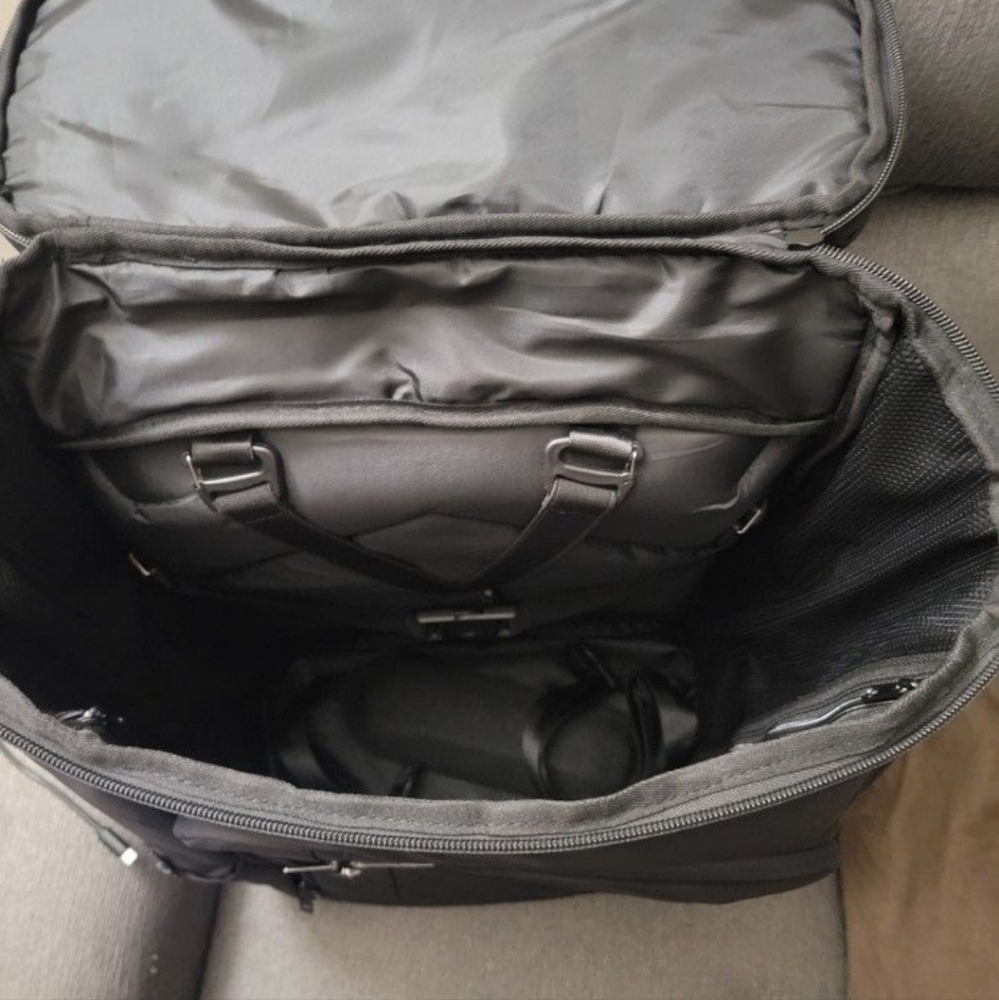 BackPack - Picture 3 of 6